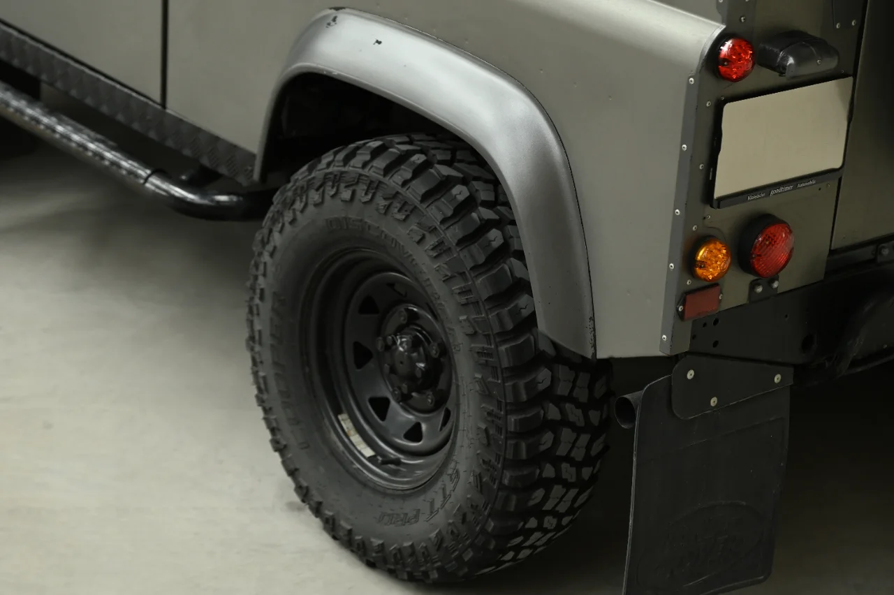 Land Rover LD90