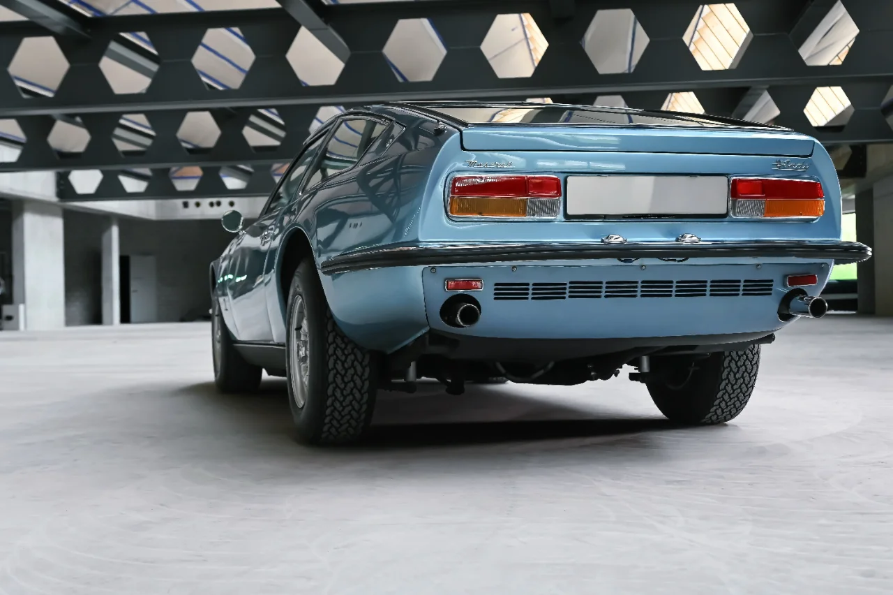 Maserati Indy 4200