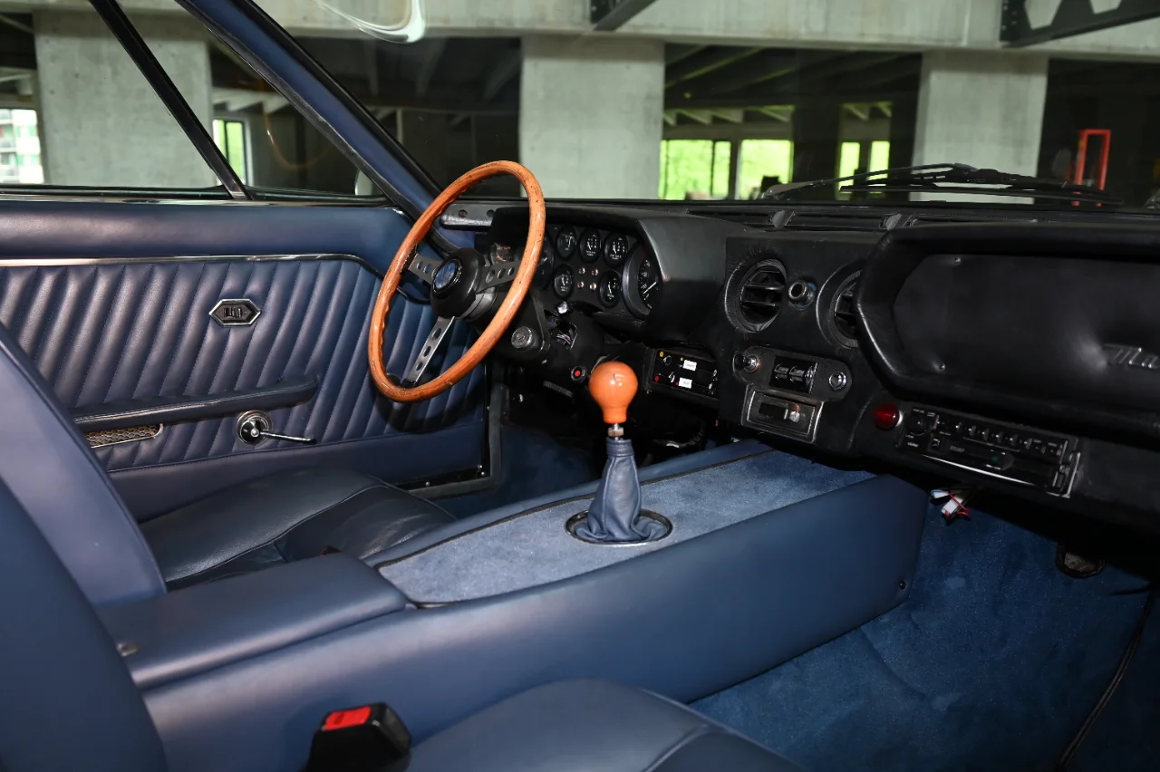 Maserati Indy 4200