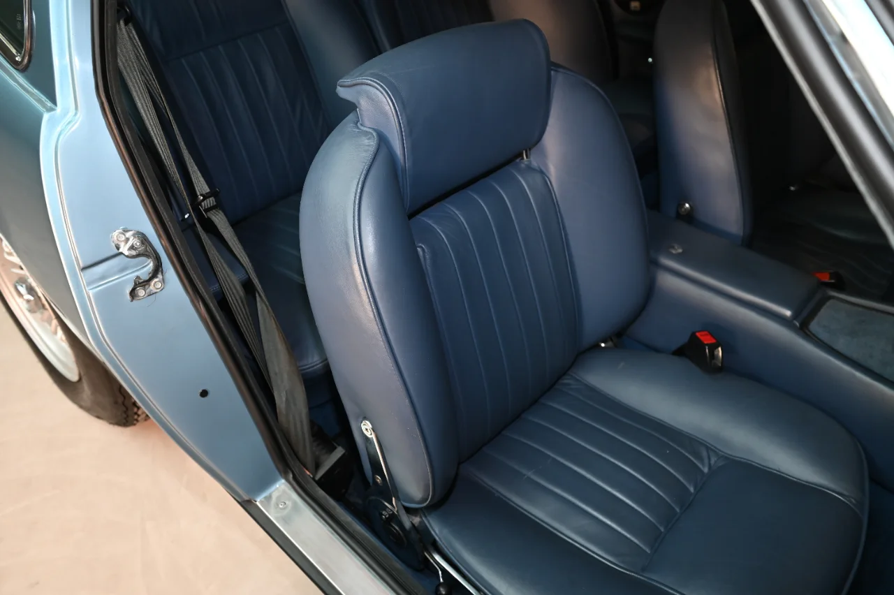 Maserati Indy 4200