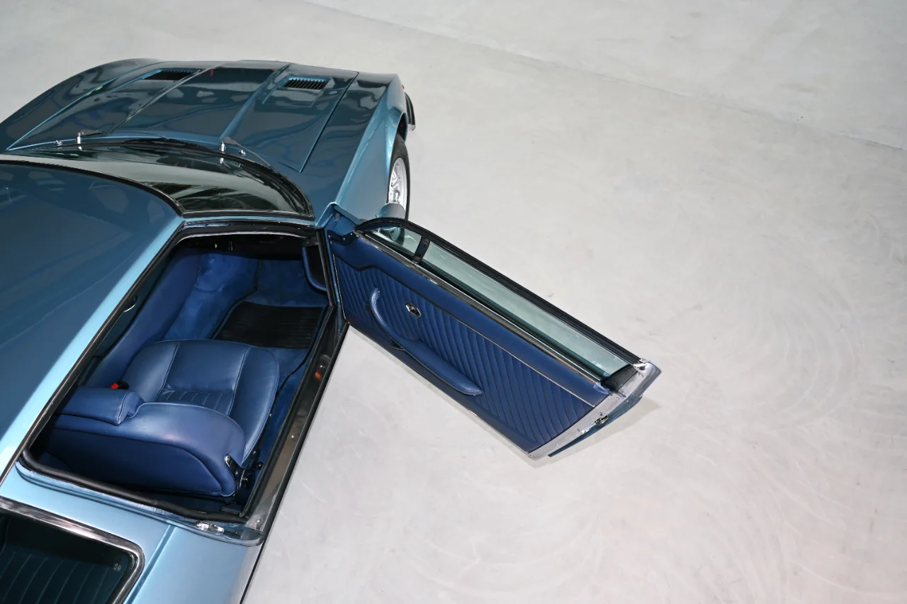 Maserati Indy 4200
