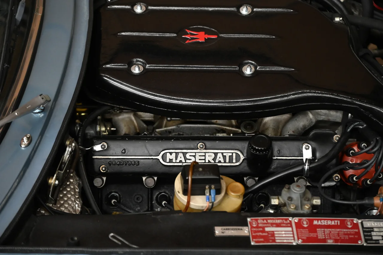 Maserati Indy 4200