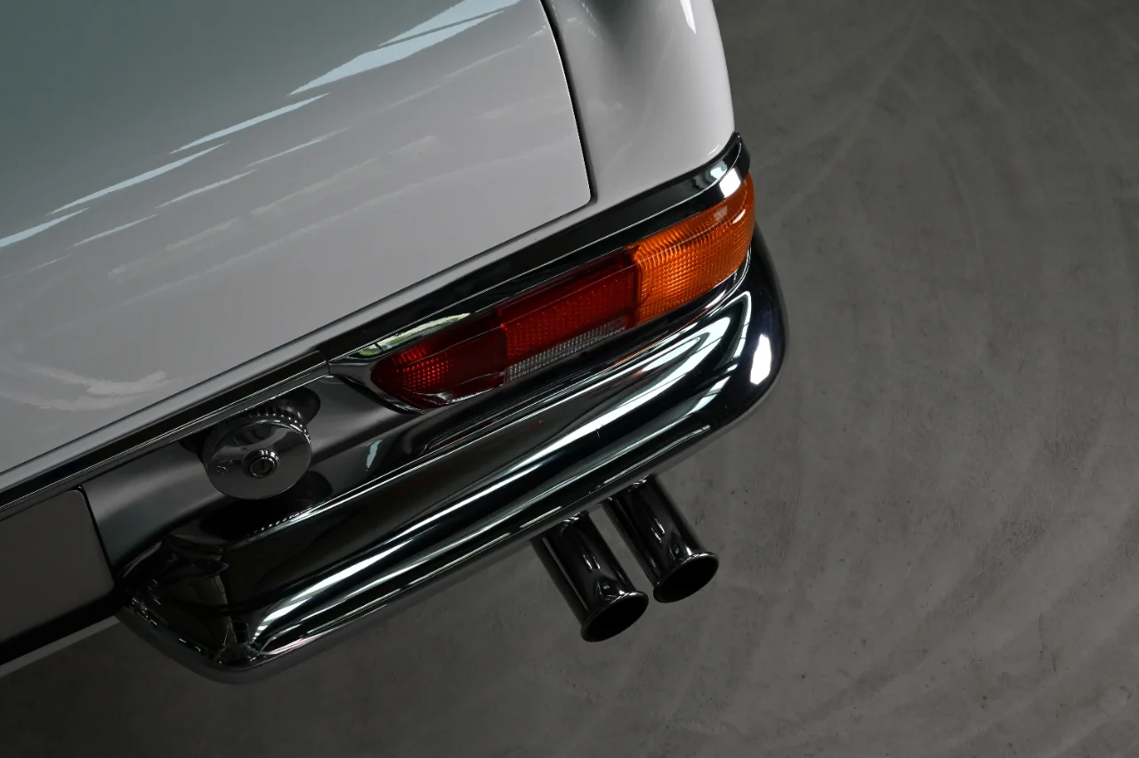 Mercedes Benz 230SL