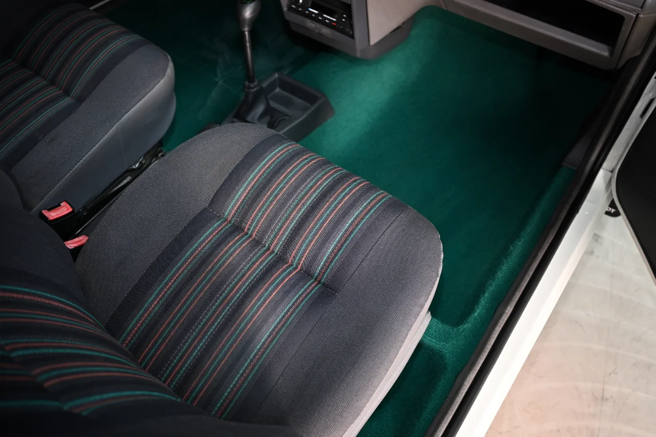 Peugeot 205 Color Line