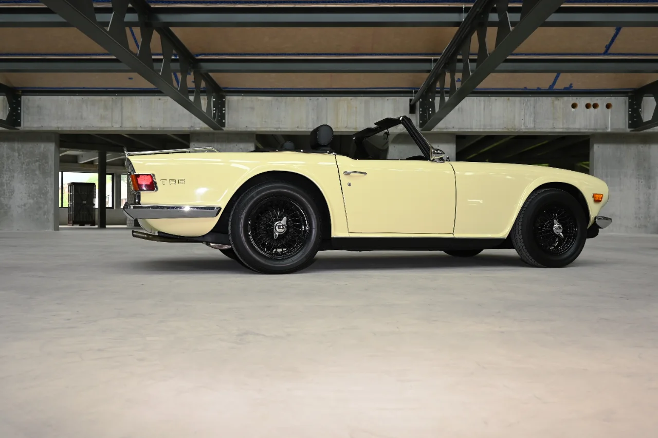 Triumph TR6